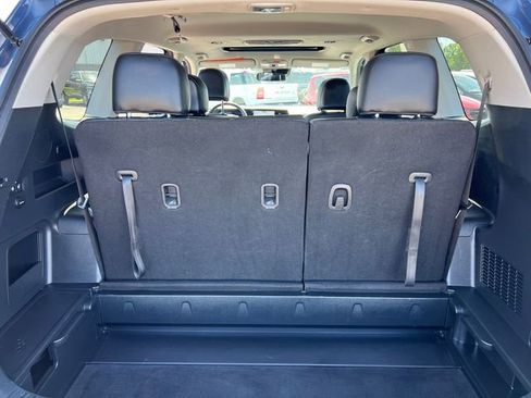 Used 2024 Kia Telluride S w/ S Sunroof Package FWD image 7