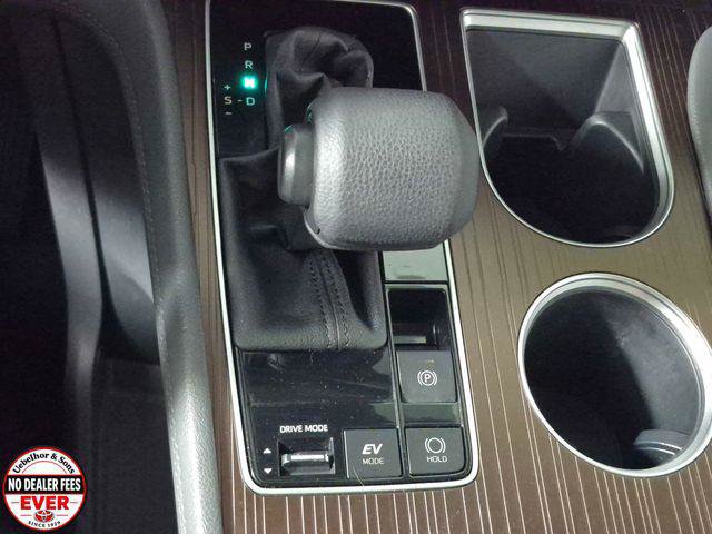 Certified 2023 Toyota Sienna LE FWD image 19