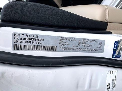 Used 2021 Dodge Durango SXT image 18