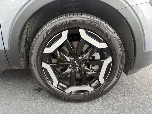 Certified 2024 Kia Telluride EX w/ EX Captain's Chair Package FWD image 56