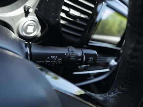 Used 2020 Mitsubishi Outlander SEL FWD image 24
