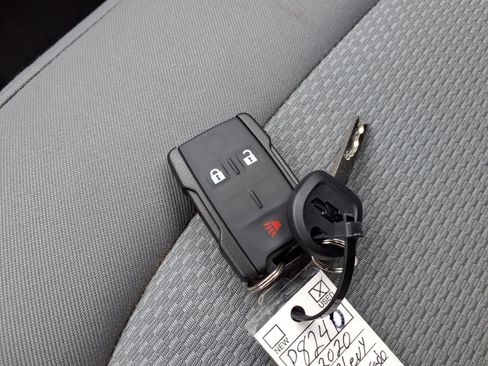 Used 2020 Chevrolet Colorado W/T w/ WT Convenience Package image 12