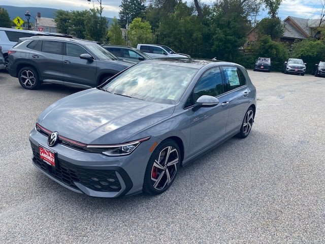 New 2026 Volkswagen GTI SE FWD image 3