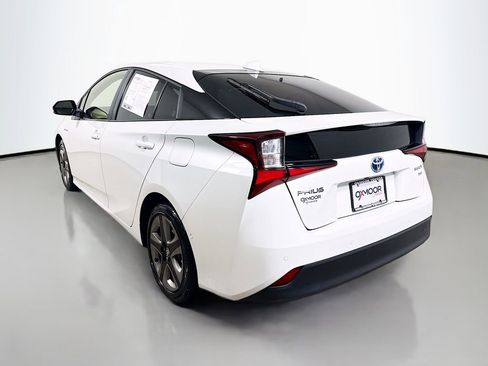 Used 2022 Toyota Prius XLE FWD image 5