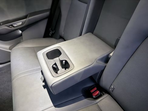 Used 2025 Lexus RZ 450e image 37