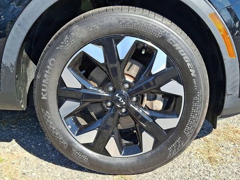 Certified 2023 Kia Sportage X-Line image 9