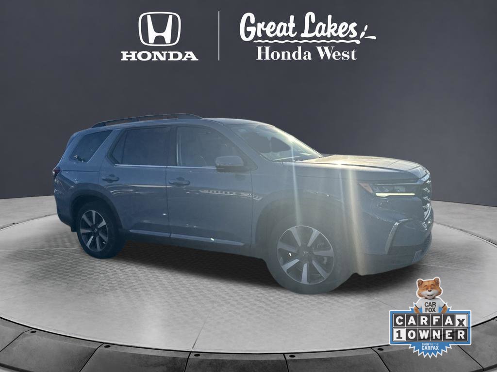 Used 2025 Honda Pilot Touring image 7