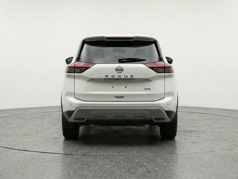 Used 2025 Nissan Rogue SV AWD/4WD image 7