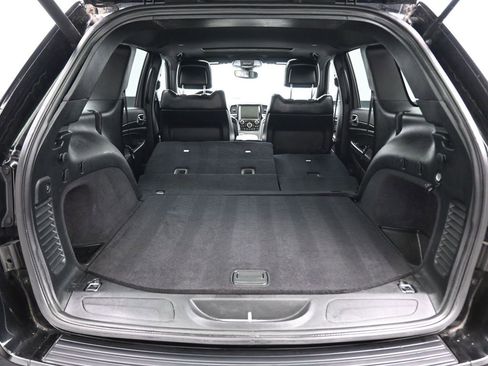 Used 2017 Jeep Grand Cherokee Altitude image 49