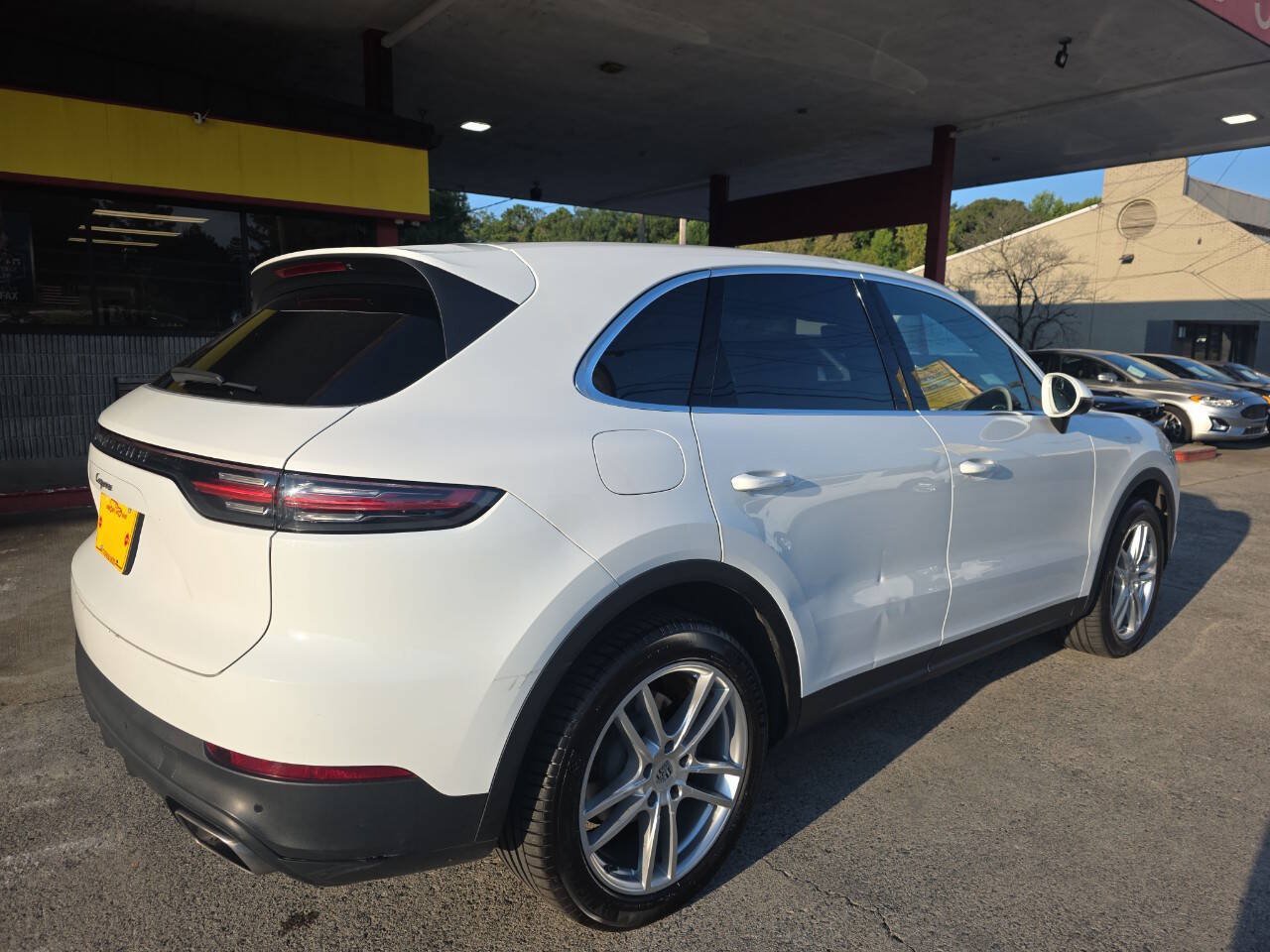 Used 2019 Porsche Cayenne AWD/4WD image 4