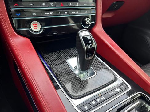 Used 2019 Jaguar F-PACE SVR AWD/4WD image 57