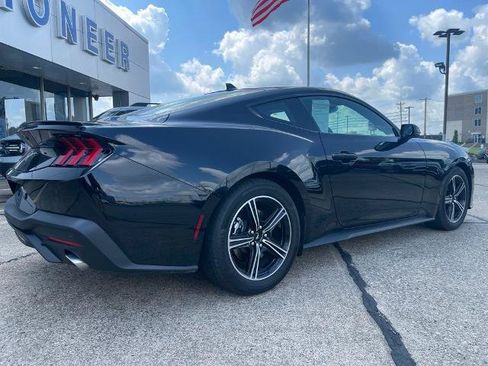 Certified 2025 Ford Mustang Premium RWD image 5
