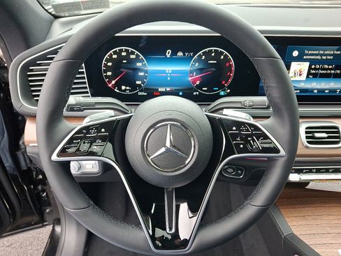 New 2026 Mercedes-Benz GLE 450 4MATIC Coupe image 17