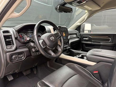 Used 2024 RAM 3500 Laramie image 7