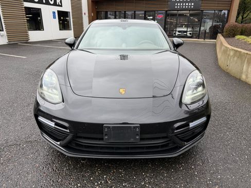 Used 2018 Porsche Panamera Turbo image 3