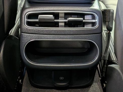 Used 2024 Genesis GV70 2.5T AWD/4WD image 17