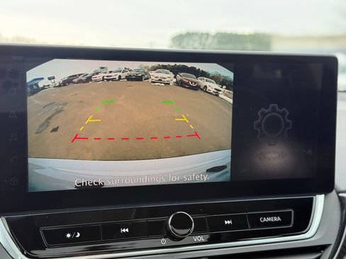 Used 2024 Nissan Altima 2.5 SR w/ SR Premium Package image 52