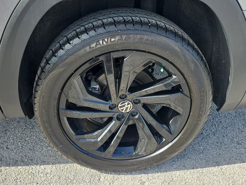 Used 2022 Volkswagen Atlas SE image 14