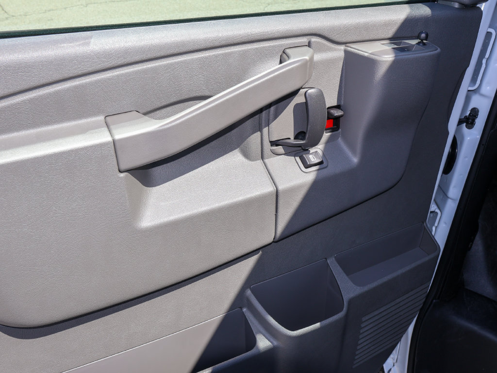 New 2026 GMC Savana 2500 w/ Driver Convenience Package RWD image 8