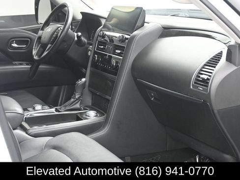 Used 2022 INFINITI QX80 Luxe w/ Cargo Package AWD/4WD image 6