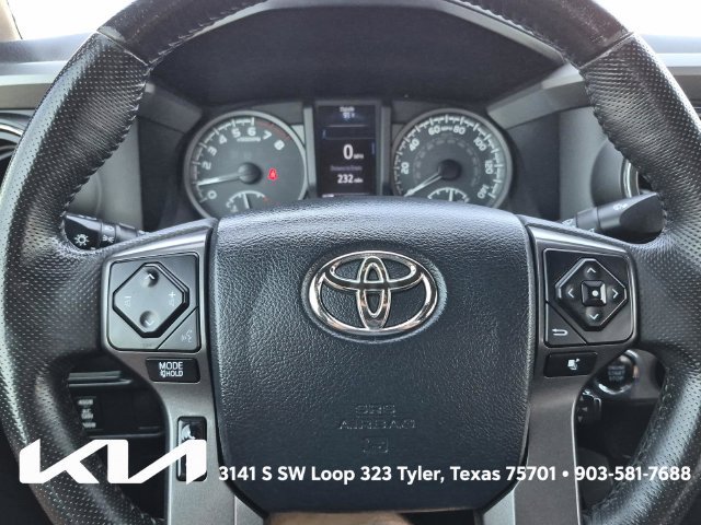 Used 2016 Toyota Tacoma TRD Off-Road w/ Towing Package AWD/4WD image 26
