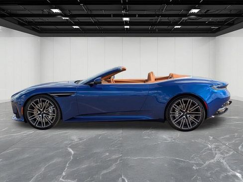 New 2025 Aston Martin DB12 Convertible RWD image 2