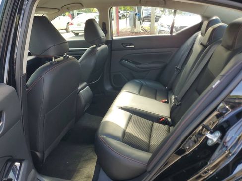 Certified 2024 Nissan Altima 2.5 SR FWD image 11