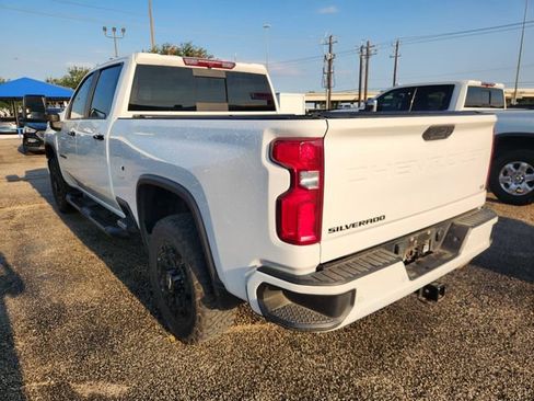 Used 2024 Chevrolet Silverado 2500 LT w/ Z71 Sport Edition AWD/4WD image 4