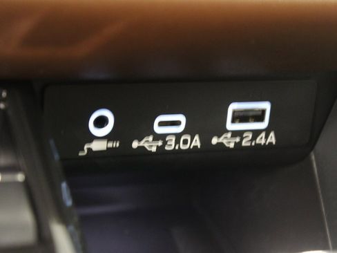 Used 2025 Subaru Legacy Touring XT image 18