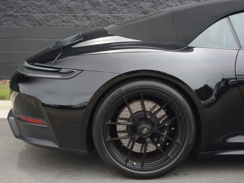 Certified 2025 Porsche 911 Carrera 4 GTS AWD/4WD image 36
