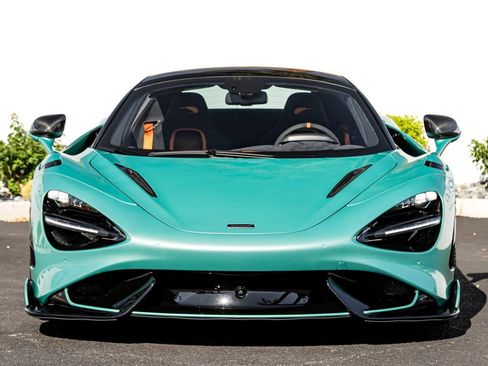 Used 2022 McLaren 765LT RWD image 4