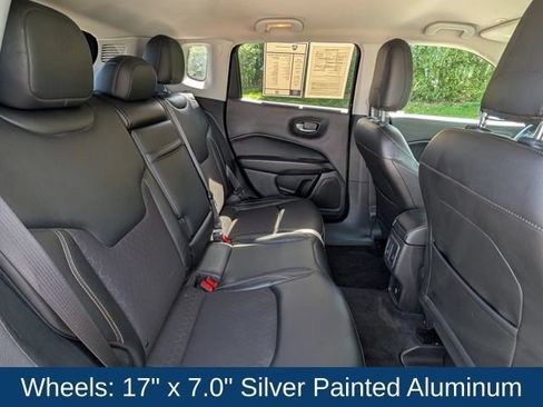 Used 2018 Jeep Compass Latitude AWD/4WD image 23