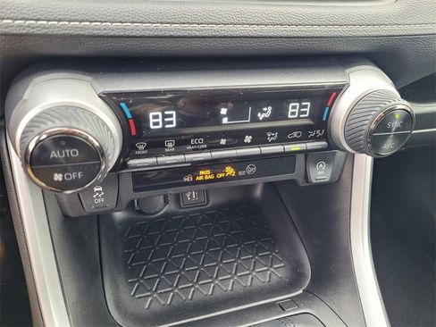 Used 2024 Toyota RAV4 XLE image 20