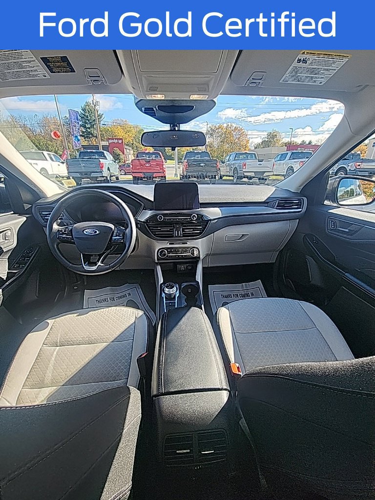 Certified 2025 Ford Escape Active w/ Cold Weather Package AWD/4WD image 16