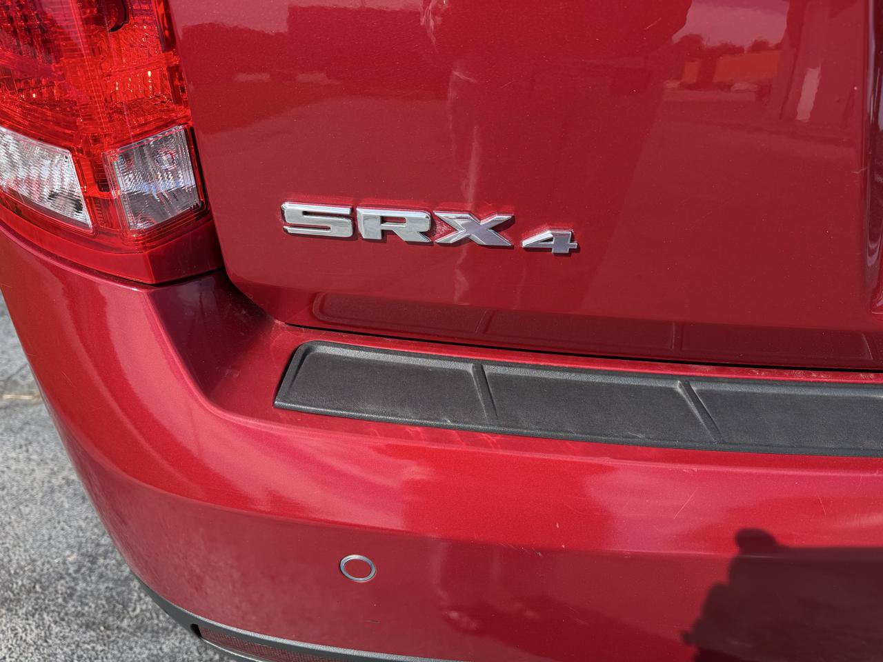 Used 2012 Cadillac SRX Luxury AWD/4WD image 7