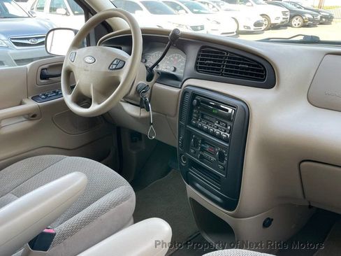 Used 2002 Ford Windstar LX FWD image 17