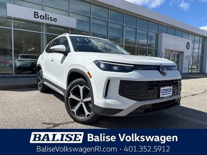 New 2026 Volkswagen Tiguan SE
