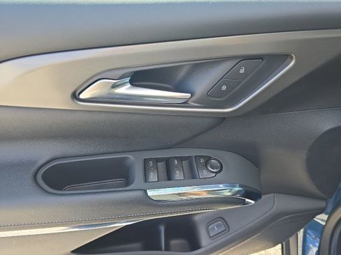 New 2026 Chevrolet Traverse LT image 25