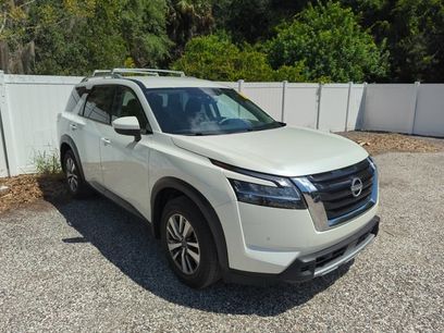 Certified 2023 Nissan Pathfinder SL