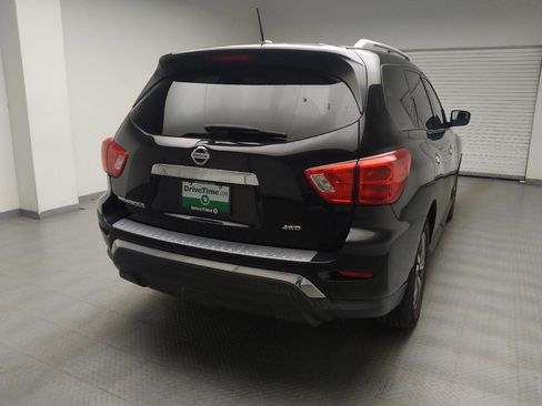 Used 2017 Nissan Pathfinder S AWD/4WD image 7