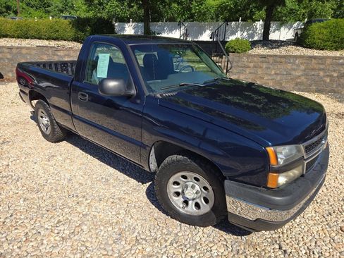 Used 2006 Chevrolet Silverado 1500 W/T RWD image 31