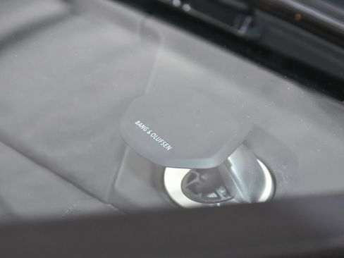 Used 2020 Lamborghini Urus AWD/4WD image 40