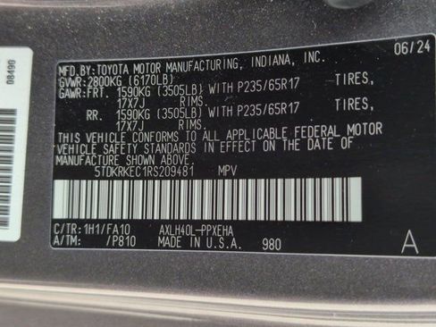 Used 2024 Toyota Sienna LE image 33