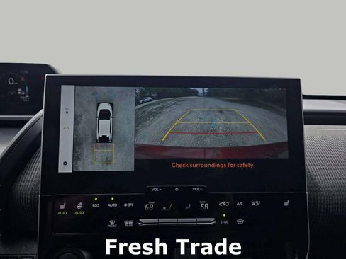 Used 2024 Subaru Solterra Limited image 15