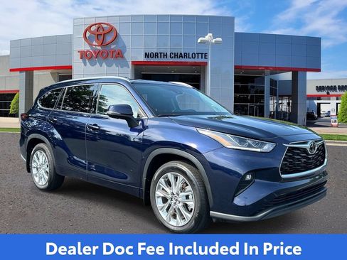 New 2026 Toyota Highlander Limited AWD/4WD image 1