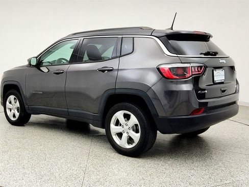 Used 2018 Jeep Compass Latitude w/ Popular Equipment Group AWD/4WD image 7