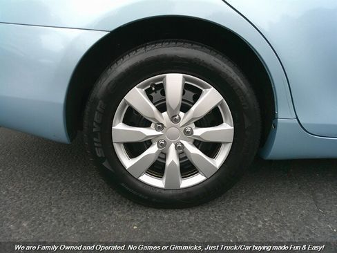 Used 2009 Toyota Camry LE image 42