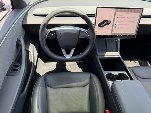 Used 2024 Tesla Model 3 Standard Range RWD image 12