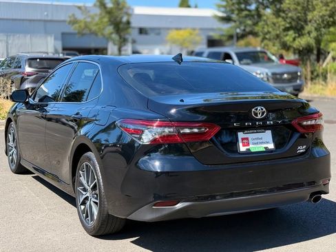 Used 2024 Toyota Camry XLE w/ Cold Weather Package AWD/4WD image 3