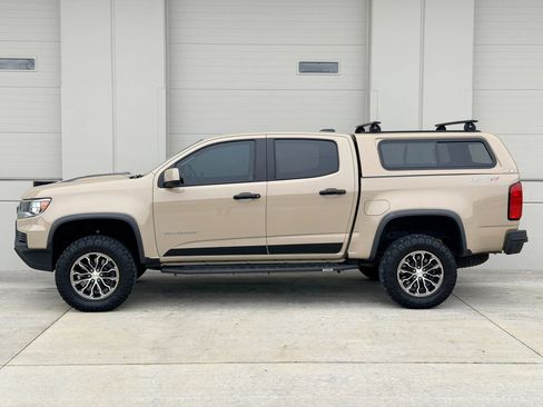 Used 2022 Chevrolet Colorado ZR2 image 2